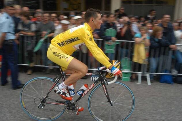 Thomas Voeckler (Frankreich Brioches La Boulangere) im Gelben Trikot Radsport Herren Tour de France 2004, Straßenradsport, Straße, Rad Einzelbild 9. Etappe: Saint-Leonard-de-Noublat - Gueret  