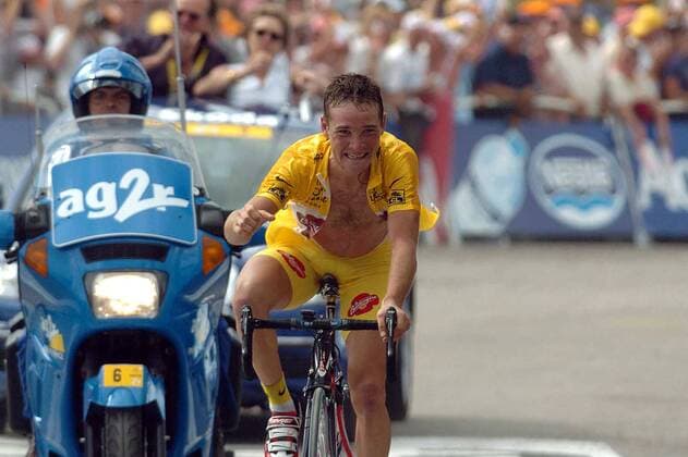 Thomas Voeckler (Frankreich Brioches la Boulangere) bejubelt die Verteidigung des gelben Trikots Radsport Herren Tour de France 2004, Straßenradsport, Straße, Rad Einzelbild 13. Etappe Lannemezan - Plateau de Beille Freude,  