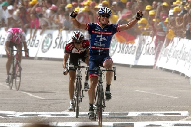 Lance Armstrong (USA US Postal Service, re.) gewinnt vor Ivan Basso (Italien CSC), Andreas Klöden (Deutschland T Mobile) ist geschlagen Radsport Herren Tour de France 2004, Straßenradsport, Straße, Rad Gruppe pan6666 15. Etappe: Valreas - Villard de Lans Freude,  