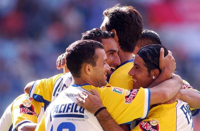Mannschaftsjubel Dorados de Culiacan, u.a. mit Torschütze Christian Patino Fußball Herren Primera Division Profesional 2004 2005, 1. Mexikanische Liga, Dorados de Culiacan, Vdig Gruppe Aufmacher Mexico City, Mexiko Stadt Freude,