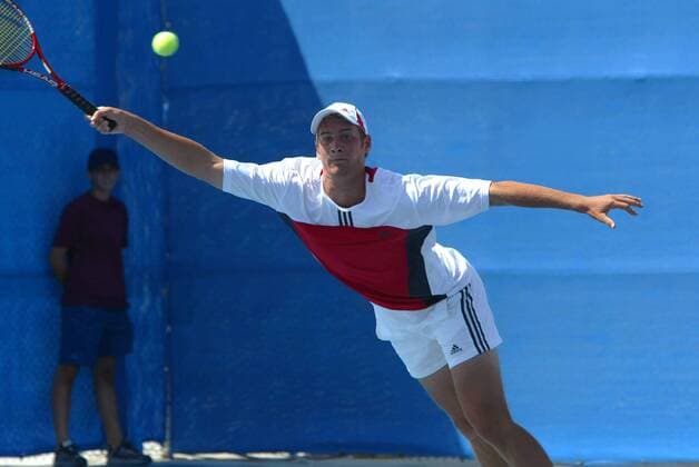 Florian Mayer (Deutschland) - Vorhand Tennis OS Sommer Herren Olympische Sommerspiele Athen 2004, Olympia, Olympiade, Spiele, Vdig Einzelbild Maroussi Dynamik,