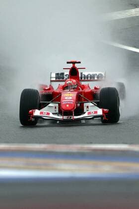 Michael Schumacher (Deutschland Ferrari) wirbelt mit seinem Boliden eine Menge Wasser auf Motorsport Grand Prix Herren Großer Preis von Belgien 2004, Formel 1 Weltmeisterschaft, F1, F, GP, WM, Qualifying, Vdig Einzelbild Spa-Francorchamps Dynamik,