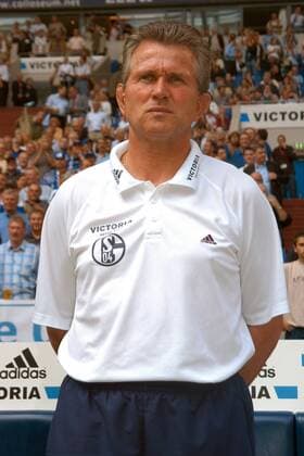 Trainer Jupp Heynckes (Schalke) Fußball 1. BL Herren Saison 2004 2005, FC Schalke 04, Vdig, Einzelbild Gelsenkirchen