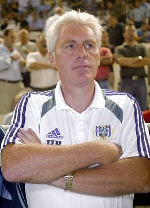 Trainer Hugo Broos (Anderlecht) - PUBLISHING RIGHTS FOR GERMAN MEDIA ONLY Fußball EC 1 Herren Champions League 2004 2005, RSC Anderlecht, Vdig Einzelbild Valencia