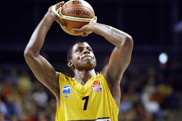 Michael Wright (ALBA) - Freiwurf Basketball Herren BBL 2004 2005, ALBA Berlin Einzelbild Berlin