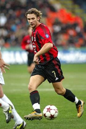 Andriy Shevchenko (Milan) am Ball Fußball Herren Serie A 2004 2005, 1. Italienische Liga, AC Mailand Einzelbild Mailand Dynamik,