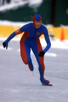 Karin Enke (DDR) - Start Eisschnellauf OS Winter Damen Olympische Winterspiele 1980, Olympia, Olympiade, Spiele, Eisschnelllauf, Eisschnellaufen, Vdia Einzelbild Lake Placid Dynamik,