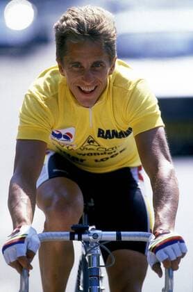 Greg Lemond (USA) im gelben Trikot - PUBLISHING RIGHTS ONLY FOR GERMAN, SWISS, AUSTRIAN AND HUNGARIAN MEDIA (Icon54712795) Radsport Herren Tour de France 1986, Straßenradsport, Straße, Rad, Einzelbild Aufnahmedatum geschätzt Freude, Begeisterung, EDITORIAL USE ONLY