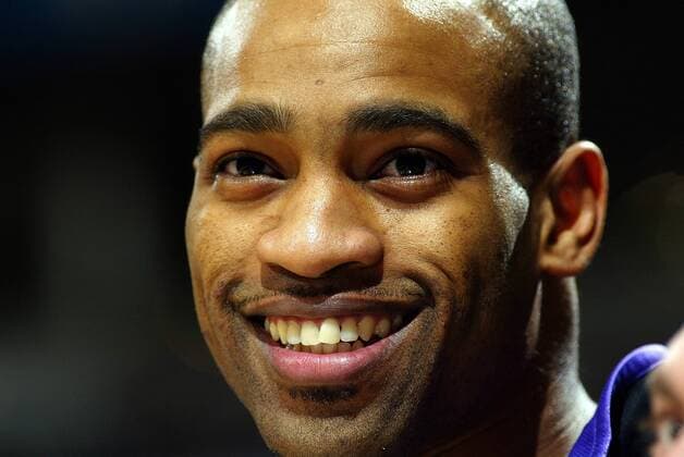 Vince Carter (Toronto Raptors) zufrieden - PUBLICATION ONLY FOR GERMAN, SWISS, AUSTRIAN AND HUNGARIAN MEDIA (Icon7663002) Basketball Herren NBA 2002 2003, Toronto Raptors Porträt Denver Freude, EDITORIAL USE ONLY