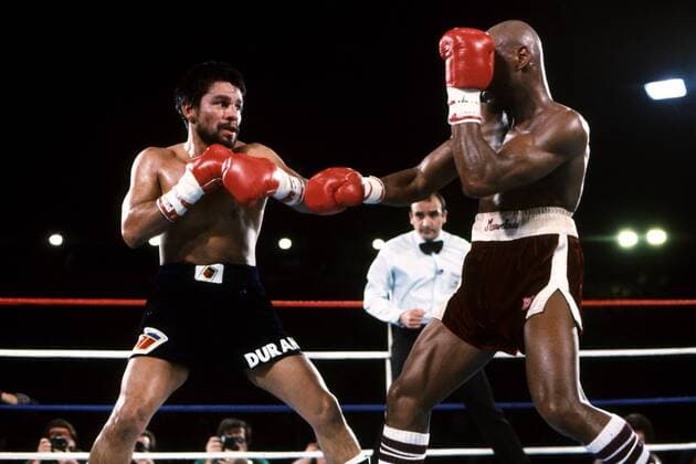 Roberto Duran (li., Panama) gegen Marvin Hagler (USA) - PUBLICATION FOR GERMAN, SWISS, AUSTRIAN AND HUNGARIAN MEDIA ONLY (Icon5980187) Boxen WM Herren WBC, WBA und IBF Weltmeisterschaft 1983, Boxsport, Profiboxen, Mittelgewicht, Vdia Gruppe Las Vegas Dynamik, EDITORIAL USE ONLY