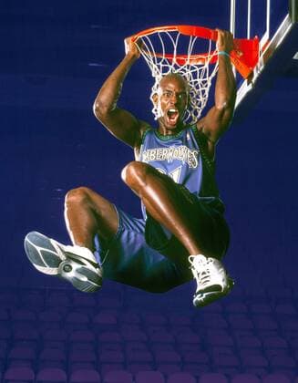 Kevin Garnett (Minnesota Timberwolves) - Emotionen pur - PUBLICATION ONLY FOR GERMAN, SWISS; AUSTRIAN AND HUNGARIAN MEDIA (Icon7370032) Basketball Herren NBA 2002 2003, Minnesota Timberwolves, Shooting, Fotoshooting, Fototermin Einzelbild Minneapolis EDITORIAL USE ONLY