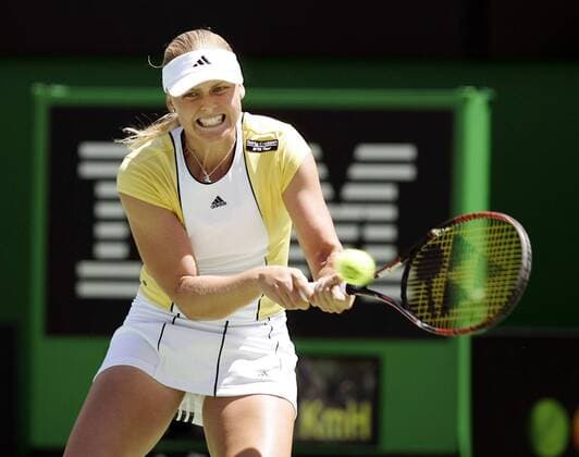 Anna Lena Groenefeld (Deutschland) - beidhändige Rückhand Tennis Damen Australian Open 2005, WTA Tour, Grand Slam Einzelbild Melbourne Dynamik,