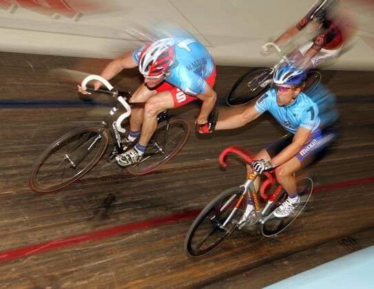 Erik Weispfennig (li.) und Patrick Betz (beide Deutschland) - Wechsel Radsport Herren 22. Stuttgarter Sechstagerennen 2005, Sechstage, sechs Tage, Sixdays, six days, Rad, Bahnrad, Halle Gruppe Stuttgart Dynamik,