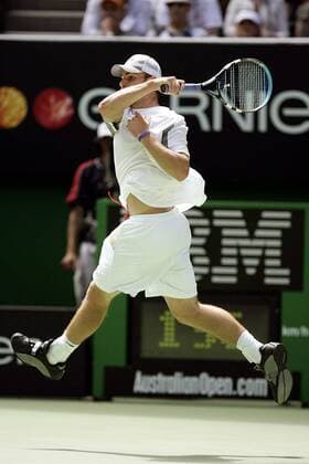 Andy Roddick (USA) - Vorhand Tennis Herren Australian Open 2005, Grand Slam, ATP Tour, Hartplatz, Hardcourt, Hartplatztennis, Hartplatzturnier, Einzelbild Melbourne Dynamik, Höhe,