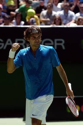 Roger Federer (Schweiz) jubelt Tennis Herren Australian Open 2005, ATP Tour, Grand Slam, Einzelbild Melbourne Freude,