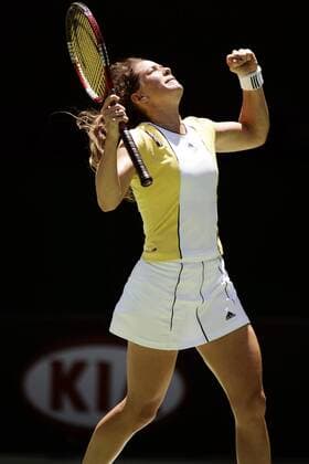 Patty Schnyder (Schweiz) bejubelt ihren Viertelfinaleinzug Tennis Damen Australian Open 2005, WTA Tour, Grand Slam, Einzelbild Melbourne Begeisterung, Freude,