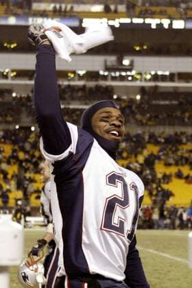 Cornerback Randall Gay (New England Patriots) jubelt - !! (Icon7521091) American Football Herren NFL 2004 2005, AFC, Conference Championship Game, Vdig Einzelbild Pittsburgh Freude, Begeisterung, EDITORIAL USE ONLY