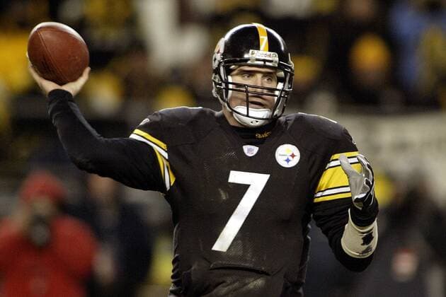 Quarterback Ben Roethlisberger (Pittsburgh Steelers) mit der Pille - !! (Icon7521095) American Football Herren NFL 2004 2005, AFC, Conference Championship, Vdig Einzelbild Pittsburgh EDITORIAL USE ONLY
