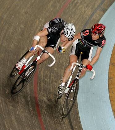 Kurt Betschart (re.) und Franco Marvulli (beide Schweiz) - Wechsel Radsport Herren Stuttgarter 6 Tage Rennen 2005, Sechstagerennen, Sechstage, Sechs, Sixdays, six days, Gruppe Stuttgart