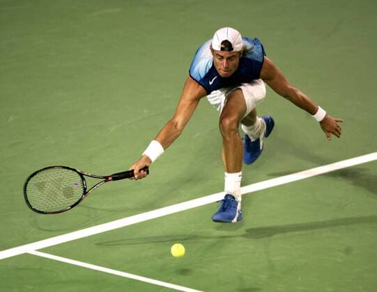 Lleyton Hewitt (Australien) - Vorhand Tennis Herren Australian Open 2005, ATP Tour, Grand Slam, Hartplatz, Hardcourt, Hartplatztennis, Hartplatzturnier Einzelbild pan8144 Melbourne Dynamik,  