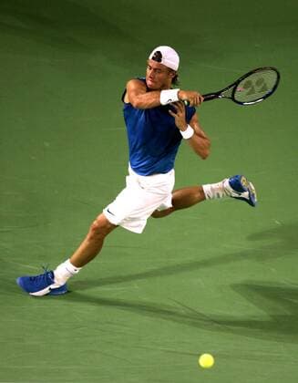 Lleyton Hewitt (Australien) - Vorhand Tennis Herren Australian Open 2005, ATP Tour, Grand Slam, Hartplatz, Hardcourt, Hartplatztennis, Hartplatzturnier Einzelbild pan8144 Melbourne Dynamik,  