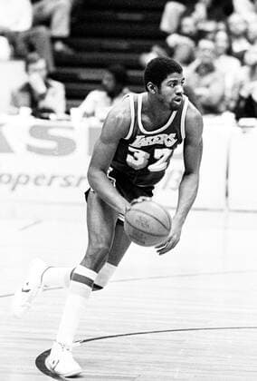 Earvin Johnson (Los Angeles Lakers) am Ball - !! (Icon5000151) Basketball Herren NBA 1979 1980, Vneg, Vsw Einzelbild Dynamik, EDITORIAL USE ONLY