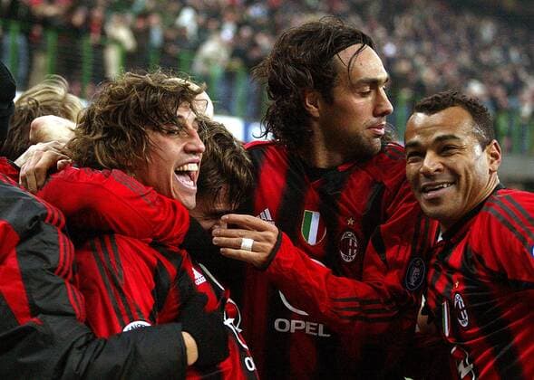 Torjubel Milan, v.li.: Hernan Crespo, Alessandro Nesta und Cafu Fußball Herren Serie A 2004 2005, 1. Italienische Liga, AC Mailand Gruppe Mailand Freude, Begeisterung,