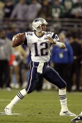 Quarterback Tom Brady (New England Patriots) - !! (Icon5923145) American Football Herren NFL 2004 2005, Super Bowl XXXIX, Superbowl, New England Patriots Einzelbild Endspiel, Finale Jacksonville EDITORIAL USE ONLY