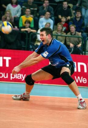 Marko Liefke (SCC Berlin) - Feldabwehr Volleyball EC 1 Herren Champions League 2004 2005, SC Charlottenburg Berlin Einzelbild Berlin Dynamik,