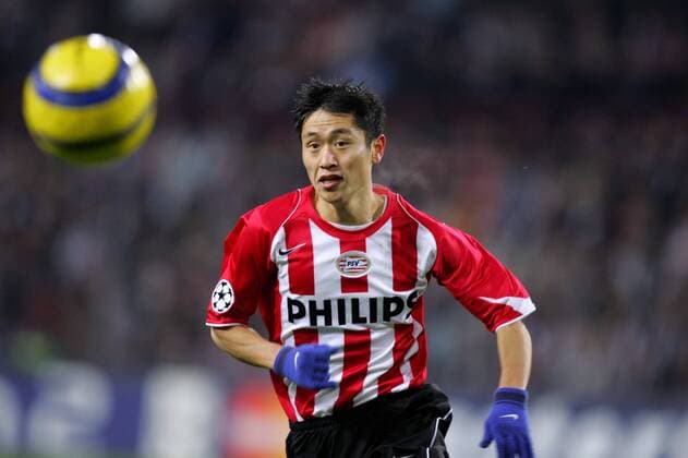 Young Pyo Lee (Eindhoven) Fußball EC 1 Herren Champions League 2004 2005, Achtelfinale, PSV Eindhoven, Vdig Einzelbild pan8356 Eindhoven  