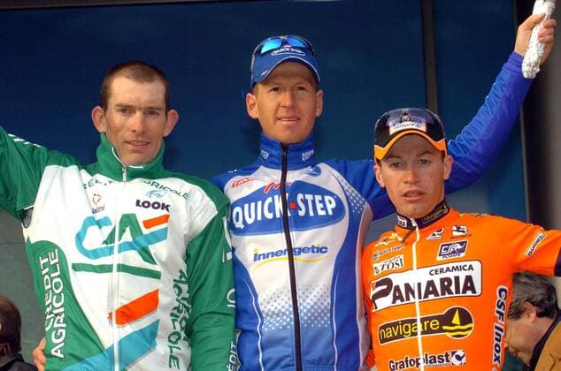Rik Verbrugghe (Belgien Quick Step, Mitte), Patrice Halgand (Frankreich Credit Agricole, li.) und Emanuele Sella (Italien Ceramica Panaria) - Siegerehrung GP Lugano 2005 -  Radsport Grand Prix Herren GP Lugano 2005, Straßenradsport, Straße, Rad Gruppe Lugano