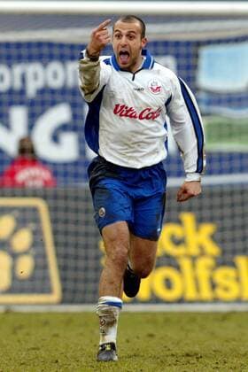 Antonio di Salvo (Rostock) - Torjubel Fußball 1. BL Herren Saison 2004 2005, FC Hansa Rostock Einzelbild Rostock Freude, Begeisterung