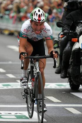 David Kopp (Deutschland Wiesenhof) gewinnt das Radrennen Rund um Köln 2005 Radsport Herren Rund um Köln 2005, Straßenradsport, Straße, Rad Einzelbild Köln Anstrengung Erschöpfung
