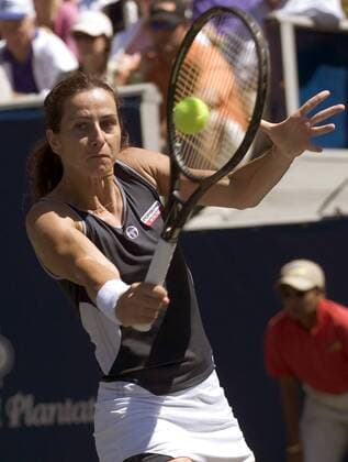 Silvia Farina Elia (Italien) - Rückhand - (Icon7932864) Tennis Damen Bausch and Lomb Championships 2005, WTA Tour, Finale, Endspiel Einzelbild Amelia Island EDITORIAL USE ONLY