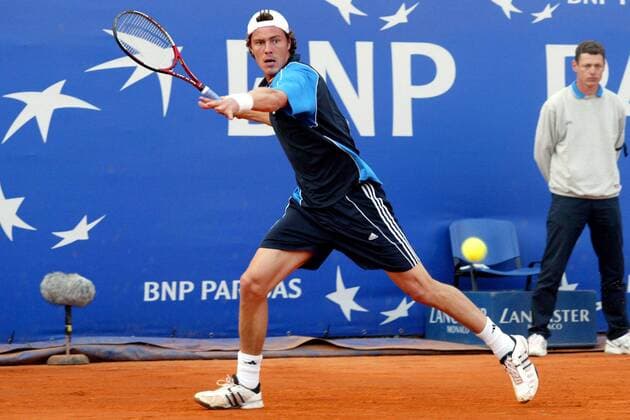 Marat Safin (Rußland) - Vorhand Tennis Herren Monte Carlo Open 2005, ATP Tour, Sand, Sandplatz, Sandplatztennis, Sandplatzturnier, Einzelbild pan8953 Monte Carlo Dynamik,  