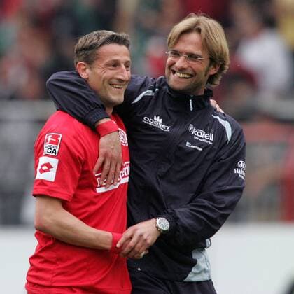 Trainer Jürgen Klopp und Jürgen Kramny (beide Mainz) - Schlussjubel Fußball 1. BL Herren Saison 2004 2005, FSV Mainz 05 Gruppe Mainz Freude,