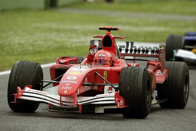 Michael Schumacher (Deutschland Ferrari) jubelt in seinem Boliden über Platz zwei Motorsport Grand Prix Herren Großer Preis von San Marino 2005, Formel 1 Weltmeisterschaft, F1, F, GP, WM, Vdig Einzelbild Imola Freude,