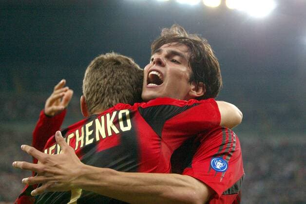 Kaka (re.) und Andriy Shevchenko (beide Milan) - Torjubel Fußball EC 1 Herren Champions League 2004 2005, Halbfinale, AC Mailand Gruppe Mailand Freude,