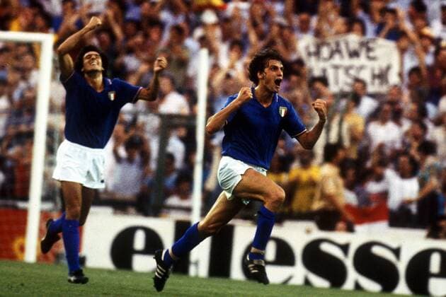 Torjubel Italien: Torschütze Marco Tardelli (re.) und Gaetano Scirea Fußball WM Herren Weltmeisterschaft 1982, Nationalmannschaft, Nationalteam, Nationaltrikot, Länderspiel, Finale Gruppe Madrid Dynamik, Glück Begeisterung, Freude,