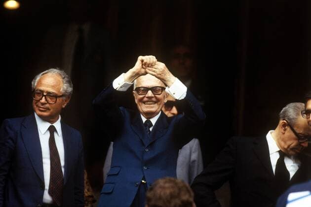 Staatsräsident Sandro Pertini (Italien, Mitte) freut sich über den WM-Erfolg der italienischen Mannschaft Fußball WM Herren Weltmeisterschaft 1982, Nationalmannschaft, Nationalteam, Länderspiel, Finale Gruppe Madrid Freude,