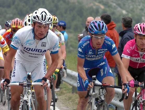 Danilo Di Luca (Liquigas Bianchi, li.), daneben Damiano Cunego (beide Italien Lampre) -  Radsport Herren 88. Giro d Italia 2005, dItalia, ProTour, Rad, Straßenradsport, Straße Gruppe 5. Etappe: Celano - L Aquila, Laquila