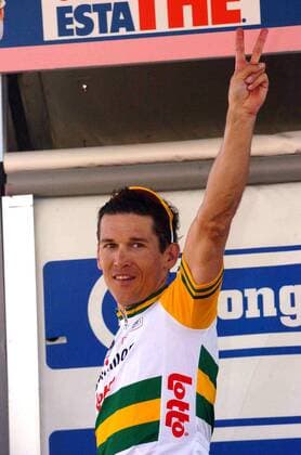 Robbie McEwen (Australien Davitamon Lotto) gewinnt die 6. Etappe des Giro d Italia -  Radsport Herren 88. Giro d Italia 2005, dItalia, ProTour, Straßenradsport, Straße, Rad Einzelbild 6. Etappe: Viterbo - Marina di Grosseto Freude,