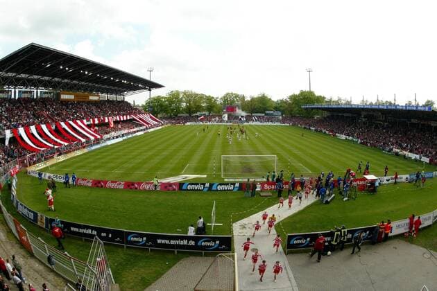 Stadion der Freundschaft - Heimspielstätte des FC Energie Cottbus Fußball 2. BL Herren Saison 2004 2005, FC Energie Cottbus Totale Stadion der Freundschaft Cottbus