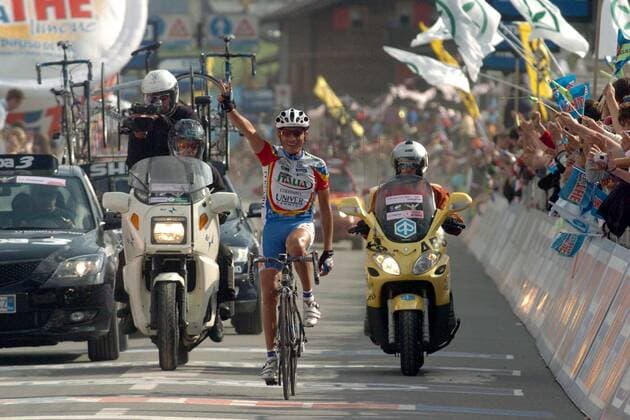 Ivan Parra (Kolumbien Selle Italia Colombia) gewinnt die 14. Etappe des 88. Giro d Italia 2005 -  Radsport Herren 88. Giro d Italia 2005, dItalia, ProTour, Straßenradsport, Straße, Rad Gruppe 14. Etappe: Egna - Livigno