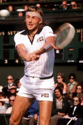 Björn Borg (Schweden) - beidhändige Rückhand -  Tennis Herren All England Championships 1980, Grand Slam, ATP Einzelbild Wimbledon Aufnahmedatum geschätzt London Dynamik,