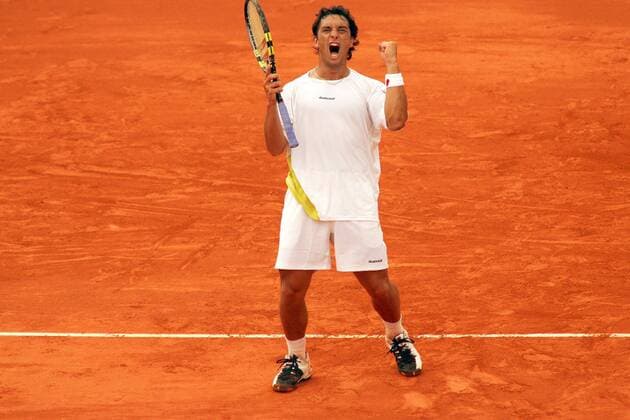 Mariano Puerta (Argentinien) jubelt lautstark Tennis Herren French Open 2005, Grand Slam, ATP Tour, Halbfinale Einzelbild pan9629 Paris Roland Garros Freude, Begeisterung,  