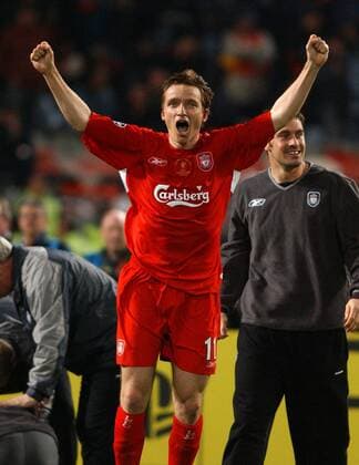Vladimir Smicer (Liverpool) - Siegesjubel Fußball EC 1 Herren Champions League 2004 2005, FC Liverpool, Finale, Endspiel, Vdig Einzelbild Istanbul Freude, Begeisterung,