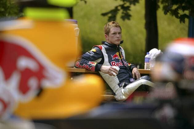 Testfahrer Scott Speed (USA Red Bull Cosworth) nachdenklich Motorsport Grand Prix Herren Großer Preis von Kanada 2005, Formel 1 Weltmeisterschaft, F1, F, GP, WM, Freies Training Einzelbild Montreal Nachdenklichkeit,