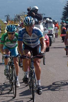 Lance Armstrong (Discovery Channel, re.) vor Levi Leipheimer (Gerolsteiner, beide USA) -  Radsport Herren Dauphine Libere 2005, Straßenradsport, Straße, Rad Gruppe