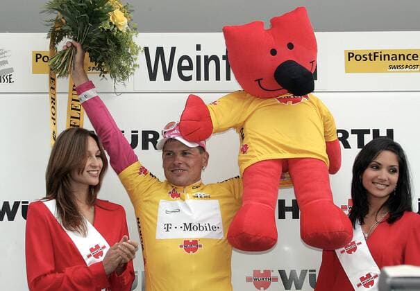 Jan Ullrich (Deutschland T Mobile) - Sieger im Einzelzeitfahren und neuer Träger des gelben Trikots Radsport Herren Tour de Suisse 2005, Straßenradsport, Straße, Rad, ProTour, Zeitfahren, Einzelzeitfahren Gruppe 2. Etappe: Weinfelden Freude,